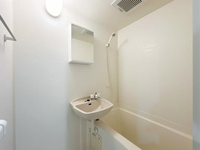 マイナビＳＴＡＹミライエ浦安北栄Ⅱ（レジディア浦安Ⅱ）の浴室