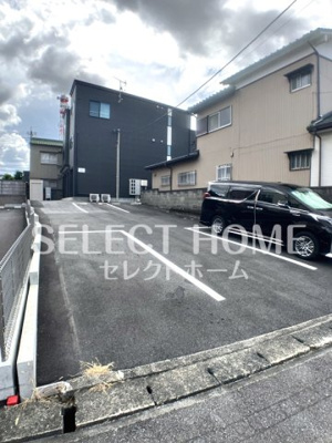 【駐車場】 | HOPE | 駐車スペースもあります