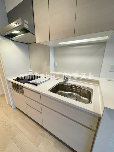 大阪市中央区瓦屋町１丁目の賃貸マンションのキッチン