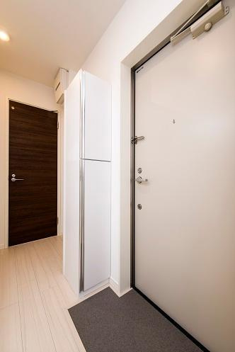 Glanz大島EASTの玄関