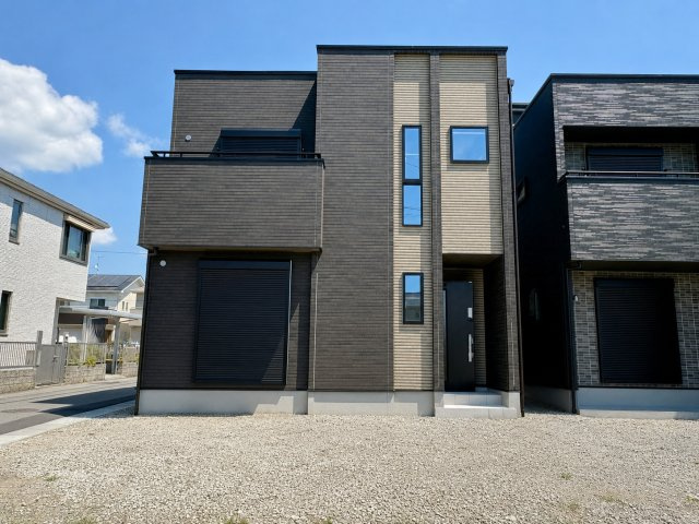 「全居室5帖以上」南国市大そね甲南国大そね5　4号地新築一戸建て