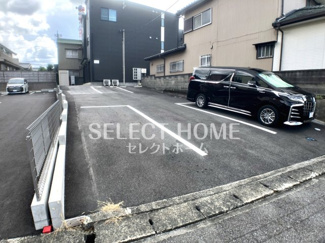 【駐車場】 | 駐車場に車を止められます