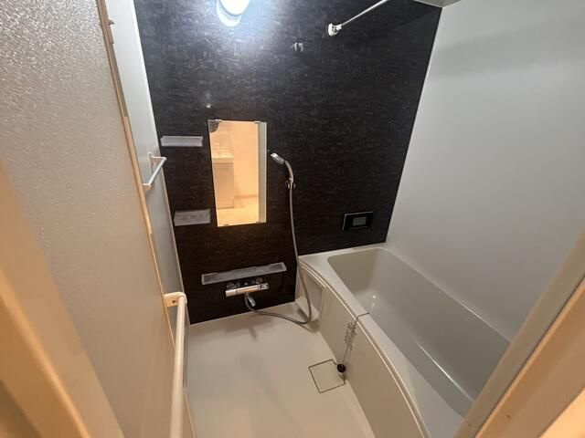 JUタワーフロントKINSHICHOの浴室