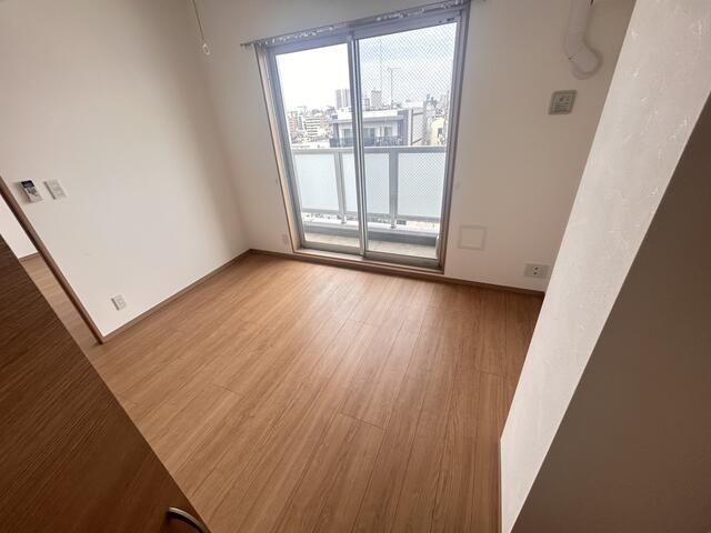 JUタワーフロントKINSHICHOの寝室