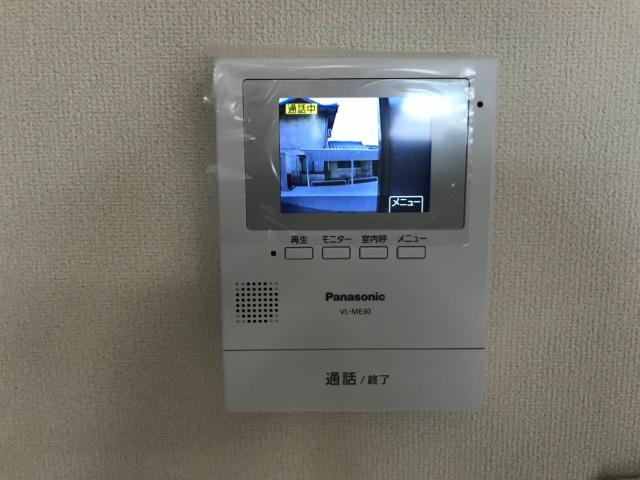 フルール・ド・ヴィオレットの内装|カメラ付インターホン