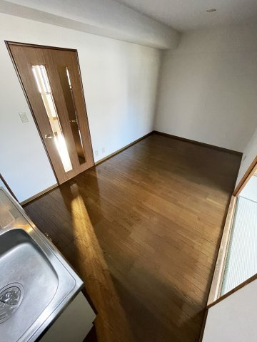 エミネスアークの居間・リビング