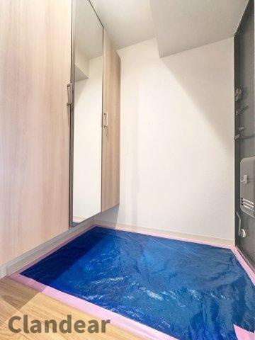 アトラス松戸Ａ棟の玄関|ドキドキの新生活も、安心してスタート。ぴったりの住まいを見つけませんか？クランディアが一緒に住まい選びをサポートします‼　まずは、お気軽にお問合せください　＃クランディア