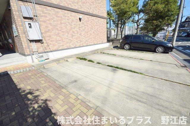 ハーフタイムIMAZUの駐車場