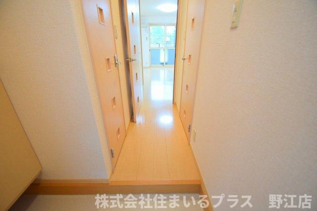 ハーフタイムIMAZUの玄関