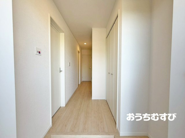 守山区中志段味（全13棟）の玄関