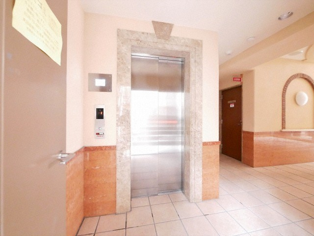 エステムコート大阪城北天満の杜のロビー