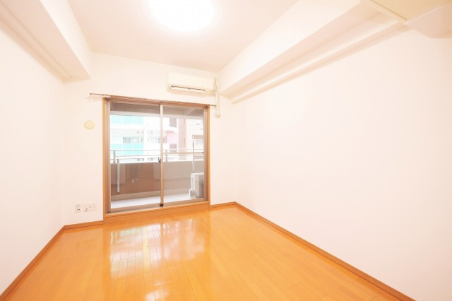 エステムコート大阪城北天満の杜の居間・リビング