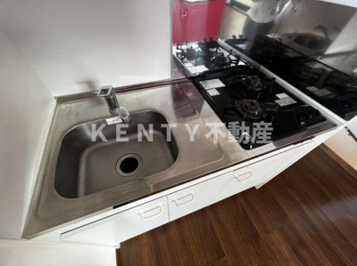 【キッチン】 | インベスト大森２７ | コンパクトなキッチンで掃除もラクラク