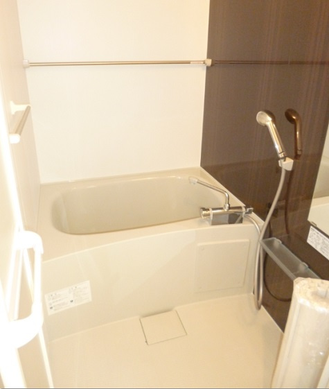 ドムスYの浴室|清潔感のある綺麗なお風呂です(^O^)