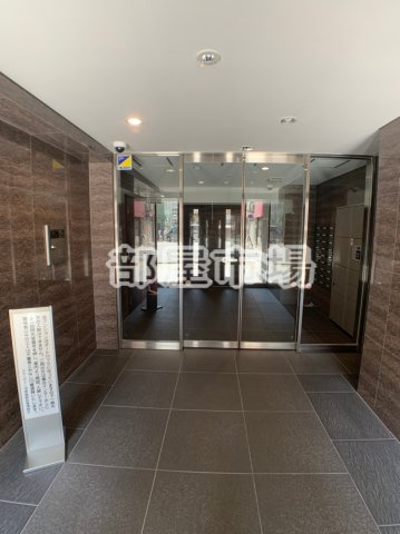 グランヴァン浅草橋駅前のエントランス