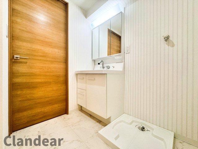 ファミール南常盤平のランドリースペース|ドキドキの新生活も、安心してスタート。ぴったりの住まいを見つけませんか？クランディアが一緒に住まい選びをサポートします‼　まずは、お気軽にお問合せください　＃クランディア