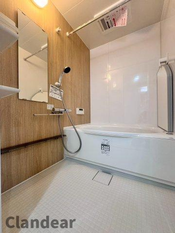 ファミール南常盤平の浴室|ドキドキの新生活も、安心してスタート。ぴったりの住まいを見つけませんか？クランディアが一緒に住まい選びをサポートします‼　まずは、お気軽にお問合せください　＃クランディア