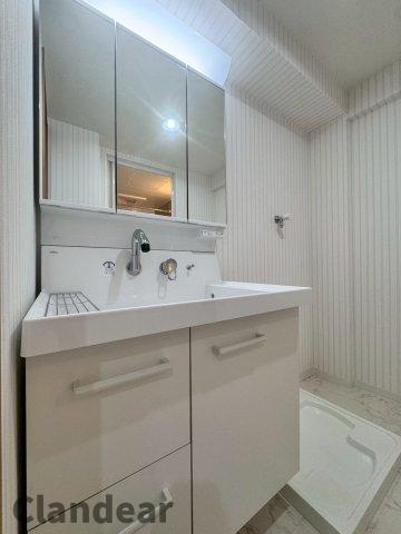 ファミール南常盤平の独立洗面台|ドキドキの新生活も、安心してスタート。ぴったりの住まいを見つけませんか？クランディアが一緒に住まい選びをサポートします‼　まずは、お気軽にお問合せください　＃クランディア