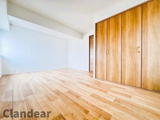 ファミール南常盤平の洋室|ドキドキの新生活も、安心してスタート。ぴったりの住まいを見つけませんか？クランディアが一緒に住まい選びをサポートします‼　まずは、お気軽にお問合せください　＃クランディア