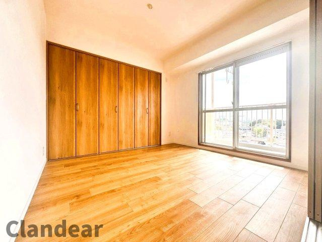 ファミール南常盤平の洋室|ドキドキの新生活も、安心してスタート。ぴったりの住まいを見つけませんか？クランディアが一緒に住まい選びをサポートします‼　まずは、お気軽にお問合せください　＃クランディア