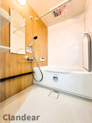 ファミール南常盤平の浴室|ドキドキの新生活も、安心してスタート。ぴったりの住まいを見つけませんか？クランディアが一緒に住まい選びをサポートします‼　まずは、お気軽にお問合せください　＃クランディア