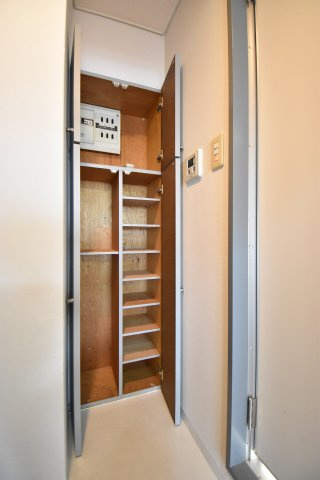 デ・リード住吉公園の収納