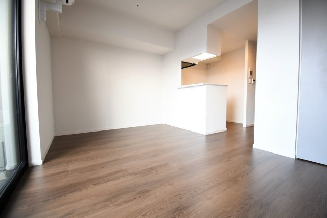 RJRプレシア大橋駅前の居間・リビング