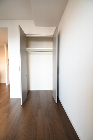 RJRプレシア大橋駅前の居間・リビング