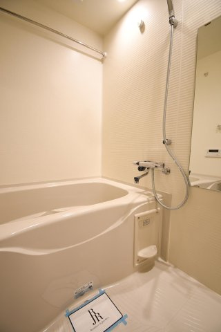 RJRプレシア大橋駅前の浴室