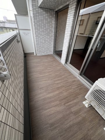 プレジオ都島ASIAN のバルコニー