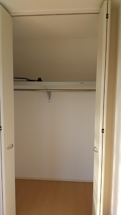 ラヴィアンローズ　B棟の収納