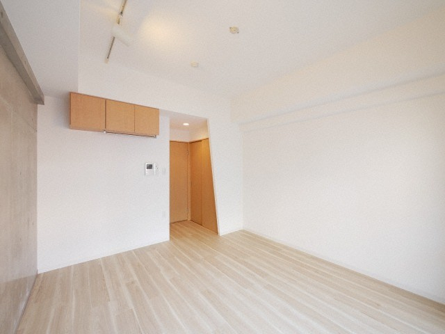 SERENiTE天六西の居間・リビング