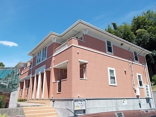 メゾンドデリエールの外観