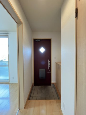 【玄関】 | パインデュー　A棟