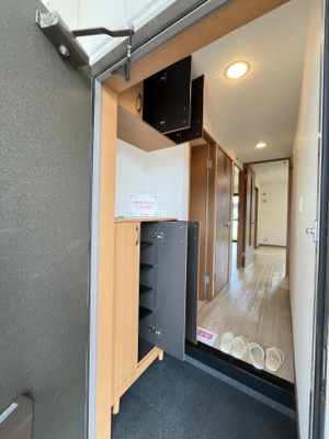 【収納】 | ピュア・リーフ | イメージ103号室の写真（反転あり）