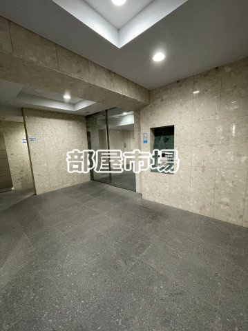 プリムローズ根岸ビーフォートのエントランス