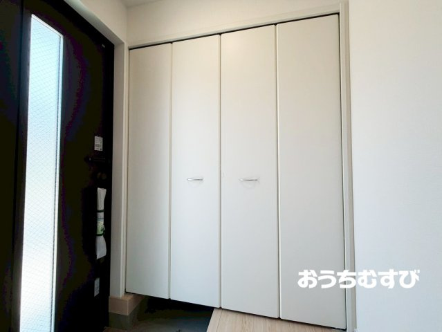 守山区中志段味（全13棟）の玄関