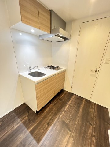 クレストタップ綾瀬のキッチン|※同タイプの他階部屋参照