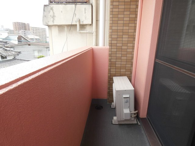ドミールN竹原のバルコニー
