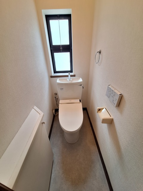 矢根邸のトイレ|★温水洗浄便座★