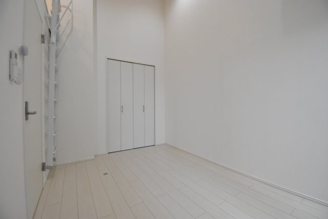 Loft MDの居間・リビング