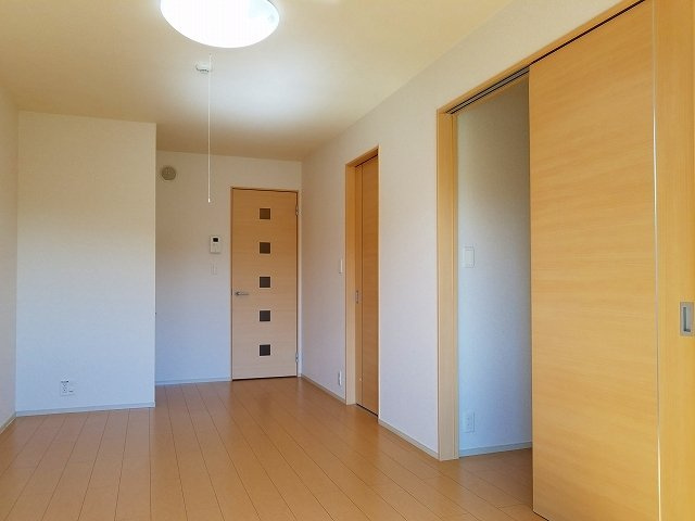 クリスタルガーデン　カラーの内装