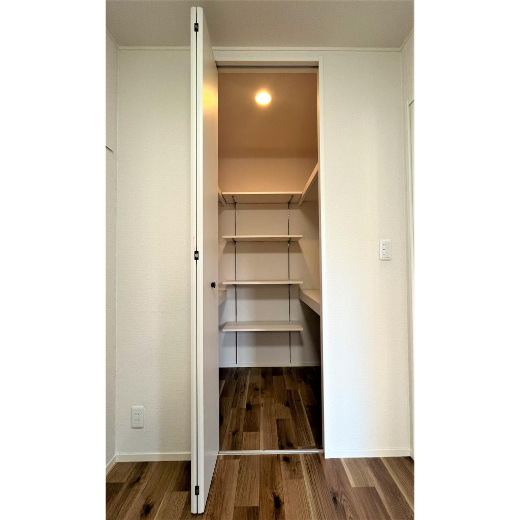 グレイス奥林Aの収納