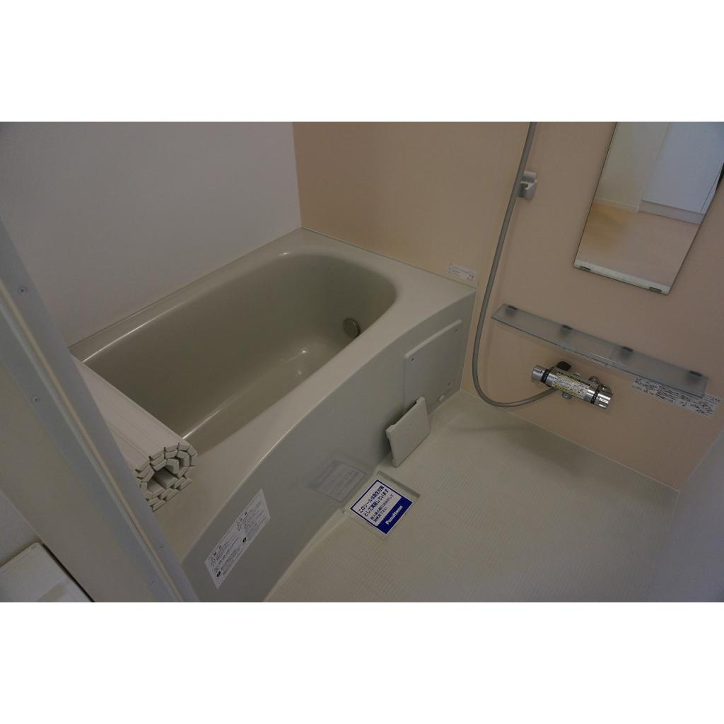 グレイス奥林Aの浴室