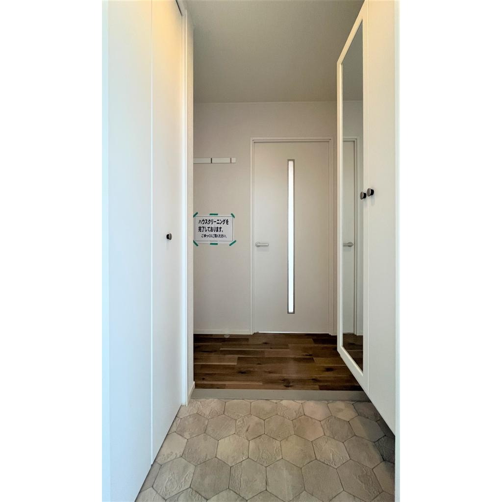 グレイス奥林Aの玄関