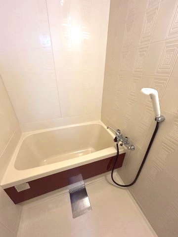 高須賀ハイツの浴室