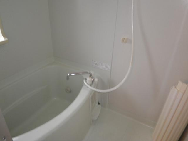 ヴァロンドール角田　Ａの浴室