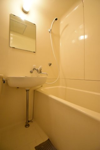 ラ・フォーレ苅田の浴室