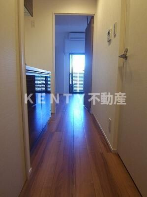 【玄関】 | ハーモニーレジデンス羽田ＷＥＳＴ | 収納もある玄関です