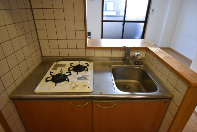 ジュネスO.C.Uのキッチン